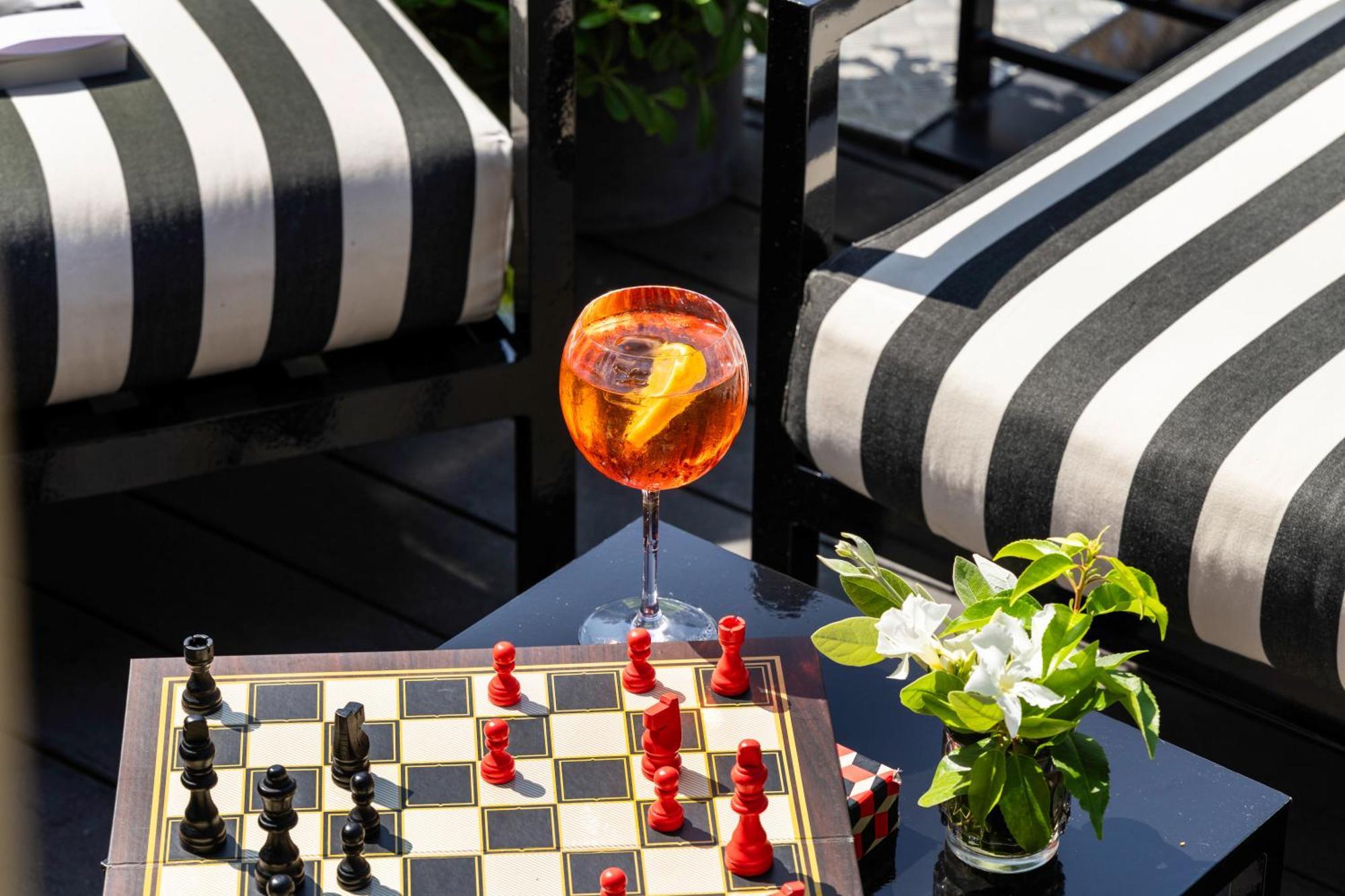 Felicien & 4* Paris